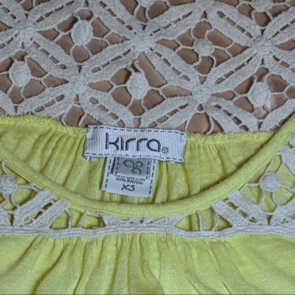 Kirra Lemon Yello Flowy Top - Picture 7 of 7